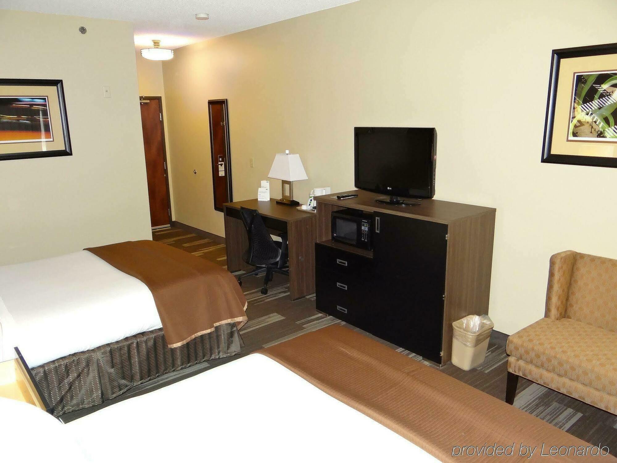 Holiday Inn Express Hotel & Suites St. Paul - Woodbury, An Ihg Hotel מראה חיצוני תמונה